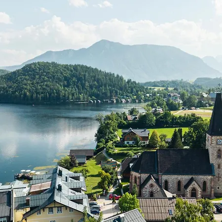 Villa Victoria By Landluft