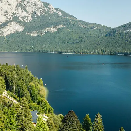 Victoria By Landluft Villa