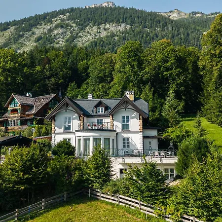 Villa Victoria By Landluft Fischerndorf