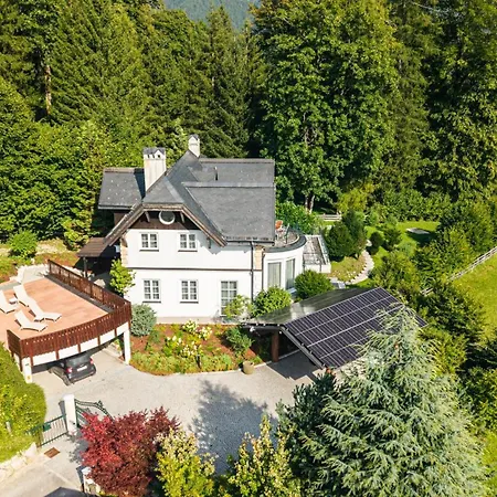 Villa Victoria By Landluft