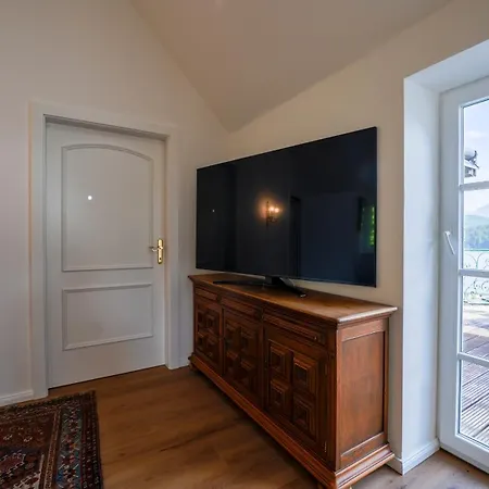 Villa Victoria By Landluft Fischerndorf