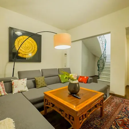 Villa Victoria By Landluft *