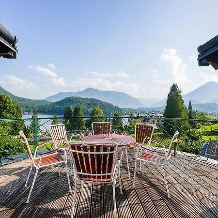 Victoria By Landluft *