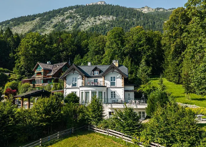 Villa Victoria By Landluft Fischerndorf