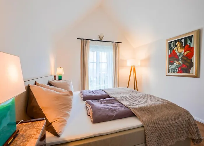 Victoria By Landluft